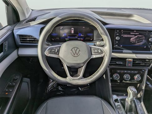 Certified 2023 Volkswagen Taos SE w/ Black Wheel Package FWD image 12