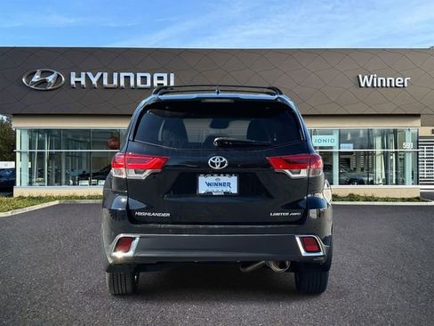 Used 2019 Toyota Highlander Limited Platinum image 4