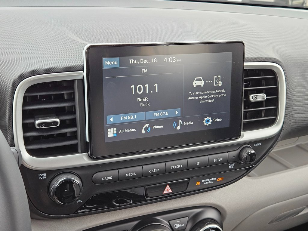 Used 2026 Hyundai Venue SEL FWD image 18