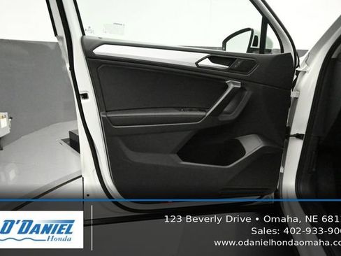 Used 2024 Volkswagen Tiguan S AWD/4WD image 23