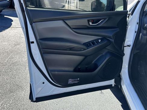 Used 2023 Subaru Ascent Onyx Edition image 5