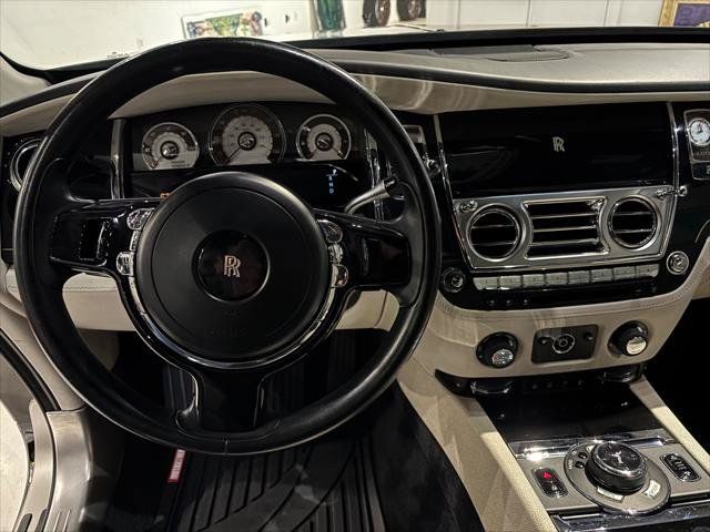 Used 2014 Rolls-Royce Wraith RWD image 16