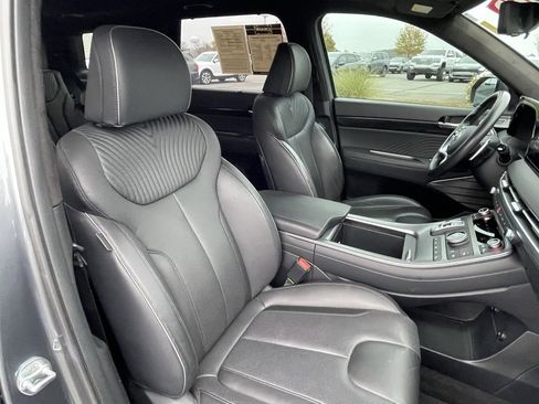 Used 2023 Hyundai Palisade Calligraphy image 33