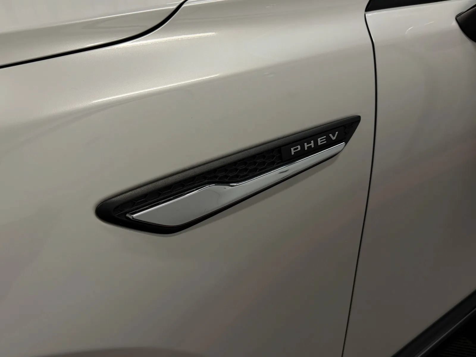 Used 2024 MAZDA CX-90 Plug-In Hybrid w/ Premium Plus AWD/4WD image 12
