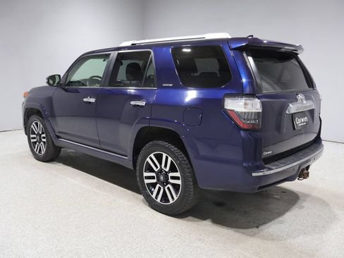 Used 2018 Toyota 4Runner Limited AWD/4WD image 8