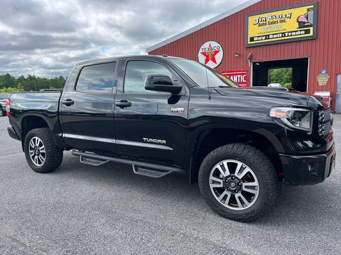 Used 2019 Toyota Tundra SR5 AWD/4WD image 1