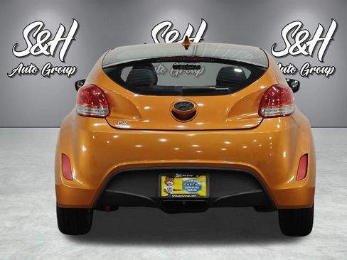 Used 2016 Hyundai Veloster FWD image 22