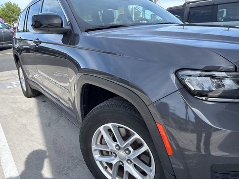 Used 2021 Jeep Grand Cherokee L Laredo w/ Luxury Tech Group I RWD image 12
