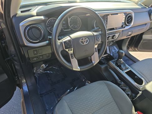 Used 2021 Toyota Tacoma SR5 image 18