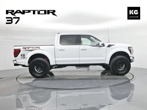 Used 2025 Ford F150 Raptor AWD/4WD image 28