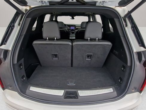 Used 2022 Cadillac XT6 Premium Luxury w/ Platinum Package image 30