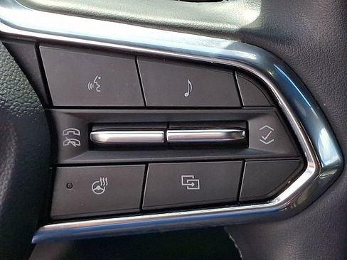 Used 2025 Chevrolet Equinox LT AWD/4WD image 22
