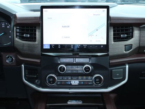 Used 2022 Ford Expedition Max Limited AWD/4WD image 25