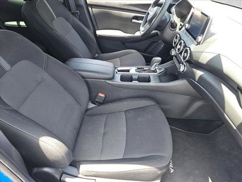 Certified 2024 Nissan Sentra SV FWD image 21