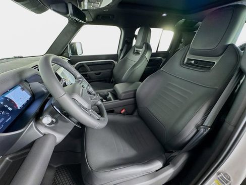 New 2026 Land Rover Defender 110 OCTA AWD/4WD image 11