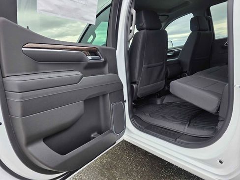 New 2026 GMC Sierra 1500 SLE AWD/4WD image 15