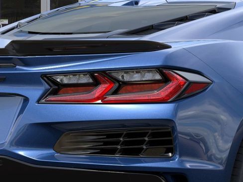 New 2027 Chevrolet Corvette Z06 w/ Stealth Interior Trim Package RWD image 17
