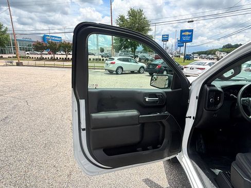 Used 2022 Chevrolet Silverado 1500 W/T RWD image 19