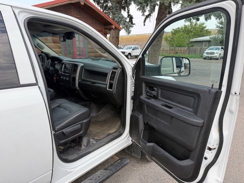 Used 2018 RAM 2500 Tradesman w/ Popular Equipment Group AWD/4WD image 29