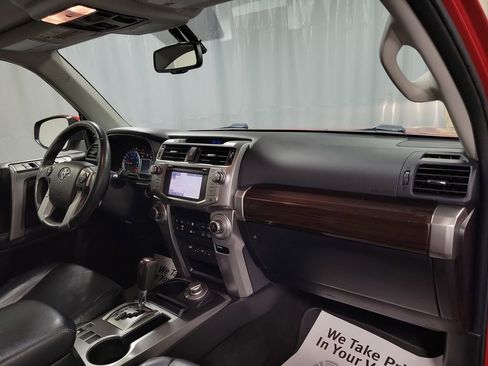Used 2014 Toyota 4Runner Limited image 28