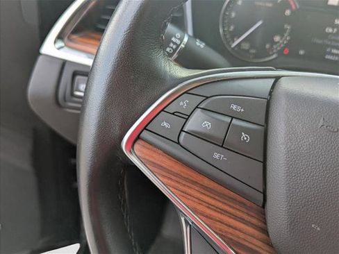 Used 2023 Cadillac XT5 Premium Luxury image 9