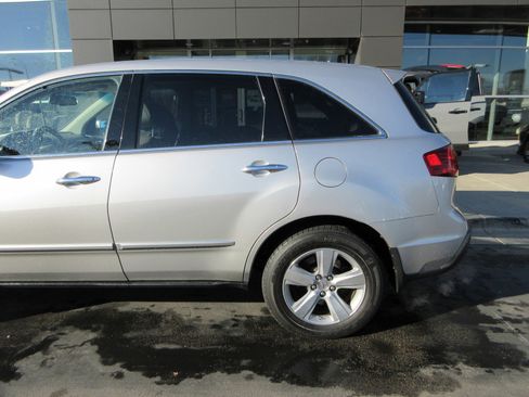 Used 2011 Acura MDX w/ Technology & Entertainment image 4