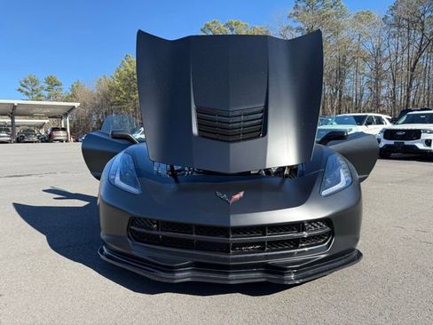 Used 2017 Chevrolet Corvette Stingray Coupe image 24