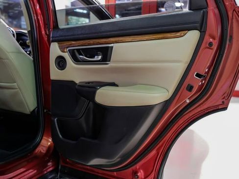 Used 2019 Honda CR-V Touring image 44