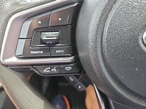 Used 2020 Subaru Impreza 2.0i AWD/4WD image 24