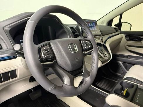 Used 2026 Honda Odyssey Elite image 13