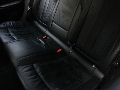 Used 2019 BMW X6 xDrive35i w/ Convenience Package image 16