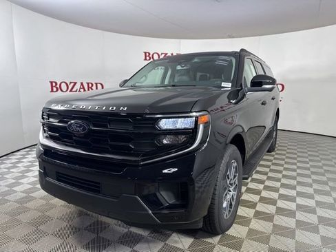 New 2025 Ford Expedition Max Active image 3