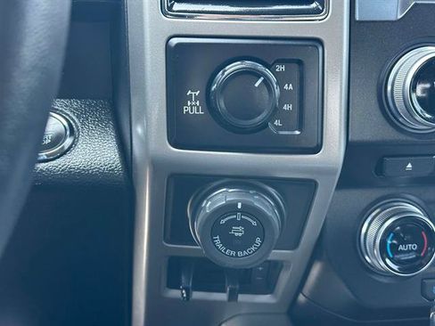 Used 2017 Ford F150 Lariat w/ Equipment Group 502A Luxury AWD/4WD image 17