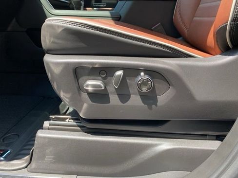 New 2025 GMC Sierra 1500 Denali Ultimate image 12