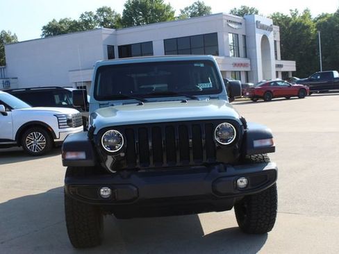 Used 2023 Jeep Wrangler Unlimited Sport AWD/4WD image 9