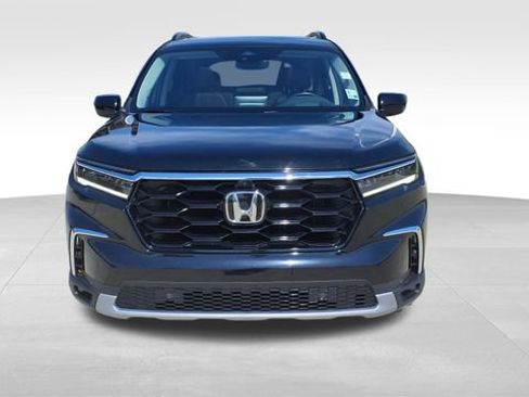 Used 2024 Honda Pilot Elite image 2