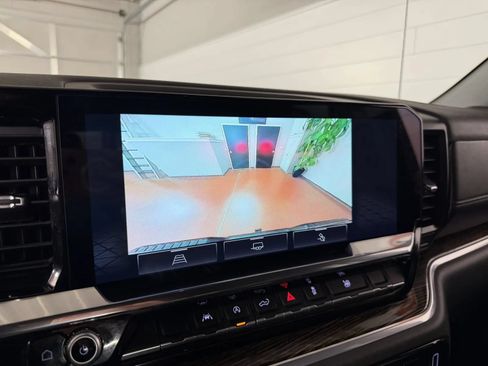Used 2022 GMC Sierra 1500 Elevation w/ Preferred Package AWD/4WD image 25