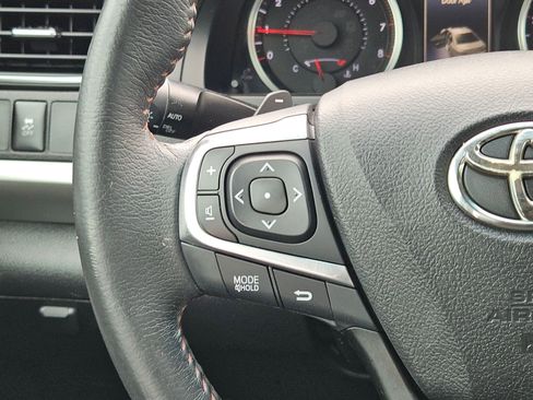 Used 2017 Toyota Camry XSE image 21