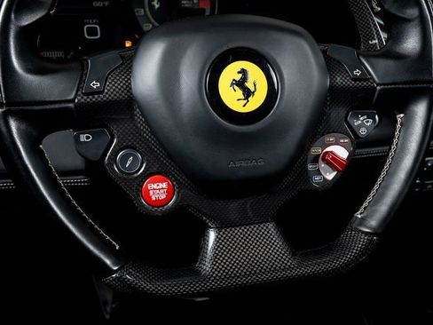 Used 2019 Ferrari 488 Spider image 31