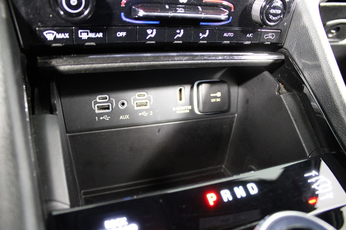 Used 2023 Jeep Grand Cherokee Trailhawk AWD/4WD image 21