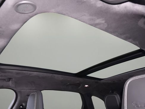 New 2026 Jaguar F-PACE R-Dynamic S image 25