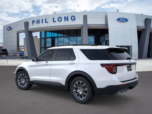 New 2026 Ford Explorer Active w/ Active Comfort Package image 4