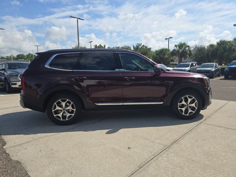 Used 2020 Kia Telluride EX FWD image 9