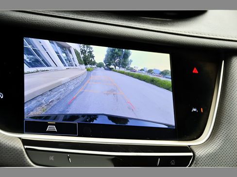 Used 2024 Cadillac XT6 Luxury w/ LPO, Floor Liner Package AWD/4WD image 23