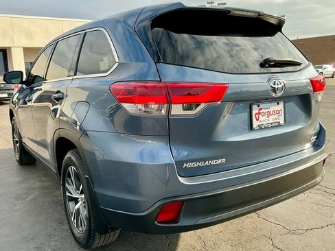 Used 2019 Toyota Highlander LE image 13