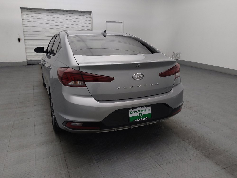 Used 2020 Hyundai Elantra Limited FWD image 6