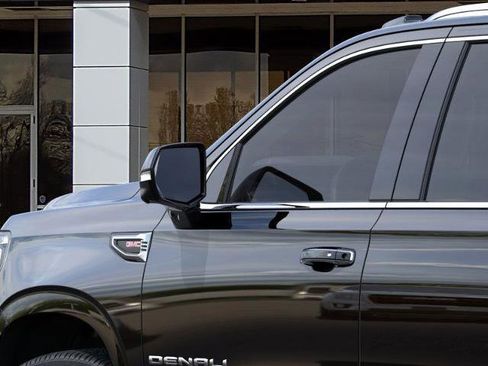 New 2026 GMC Yukon XL Denali RWD image 12