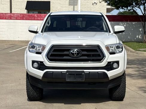 Used 2023 Toyota Tacoma SR5 RWD image 6