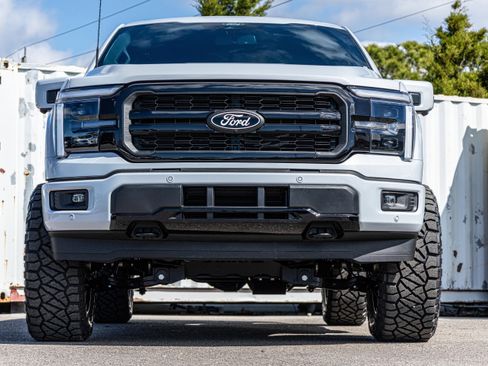 New 2025 Ford F150 Lariat w/ Equipment Group 502A High AWD/4WD image 9