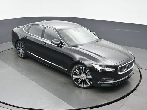 Used 2023 Volvo S90 B6 Ultimate w/ Protection Package Premier AWD/4WD image 32